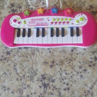 BONTEMPI детско пиано с микрофон , снимка 1 - Музикални играчки - 42782952