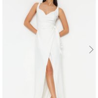 Бяла рокля, снимка 1 - Рокли - 42651499