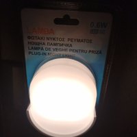 Нова ЛЕД лампа, нощна лампа, нощно, дежурно осветление, снимка 1 - Настолни лампи - 40339719