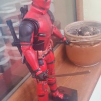 Екшън фигура на Deadpool 30 см,нова, снимка 8 - Колекции - 36748316
