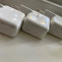 10w power adapter apple, снимка 2 - Apple iPhone - 44605781