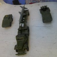 Три умалени метални копия на съветски бойни машини, снимка 2 - Колекции - 42921591