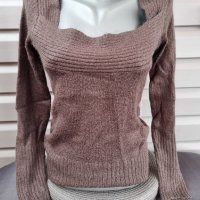 Дамски пуловер в кафяво , снимка 1 - Блузи с дълъг ръкав и пуловери - 38978498
