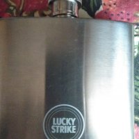 Джобна бутилка Lucky Strike, снимка 1 - Други ценни предмети - 31411144