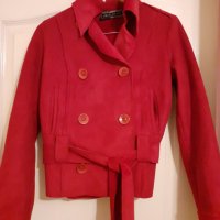 Уникалко кадифено червено палтенце, снимка 1 - Палта, манта - 31525275