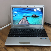 Лаптоп i3  Samsung RV520 , снимка 1 - Лаптопи за дома - 44648029