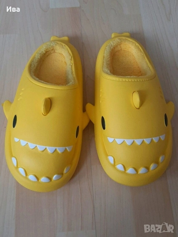 Нови домашни чехли Shark, снимка 1