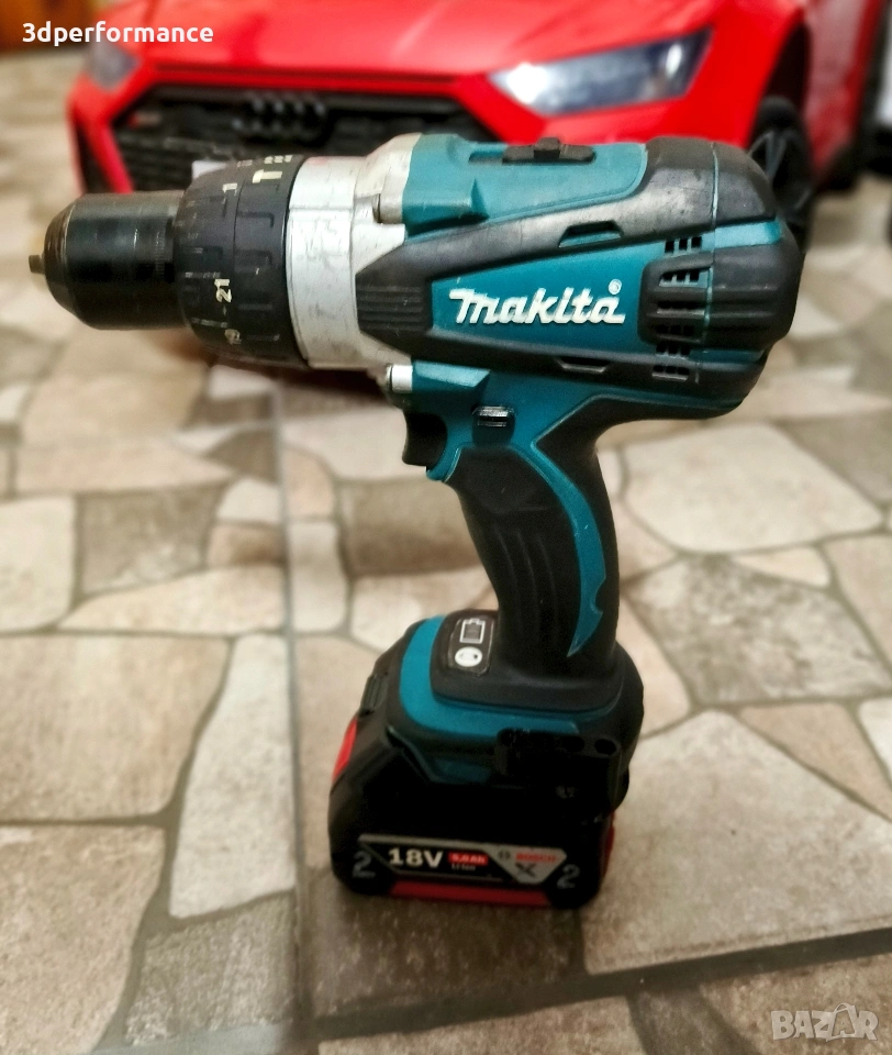 Преходник, адаптер, батерия Bosch Pro - инструменти Makita LXT, снимка 1