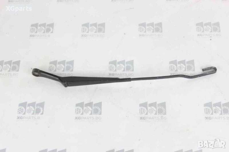  Дясно рамо чистачка за Volkswagen VW Passat B5, B5.5 (1996-2005), снимка 1