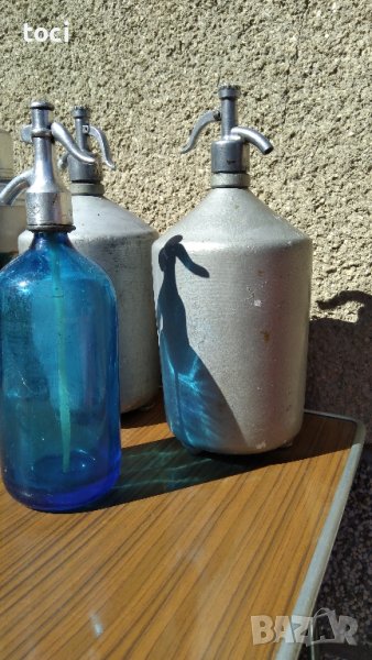 Стари сифони от соца за газиране на вода със патрони с СО², снимка 1