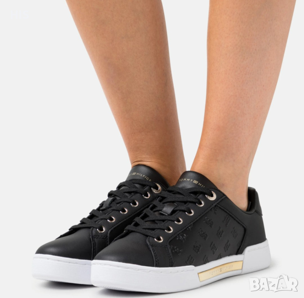 Tommy Hilfiger кецове черни сникърси кожени със златисто лого, 36 номер , снимка 1