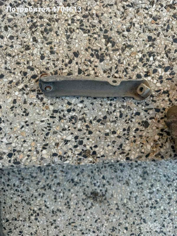 Планка за захвата на тампона на скоростната кутия на Ауди Audi A8 D4 H4 само за 20Eur. 4h0399403е, снимка 1