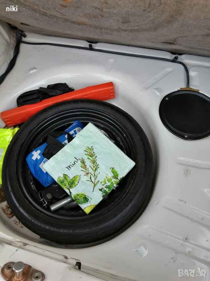 Golf 2  автомобила е съхраняван във гараж., снимка 1