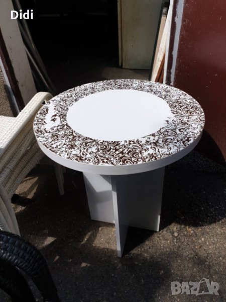 Маса, снимка 1