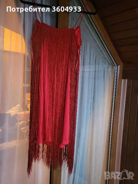 Червена рокля с ресни , снимка 1