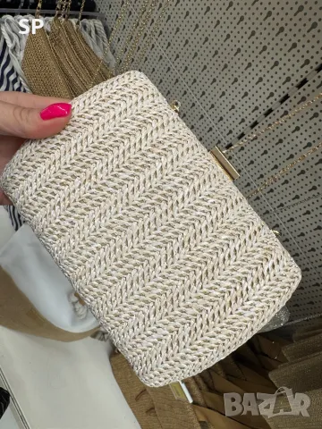 Малка чанта, снимка 3 - Чанти - 50297385