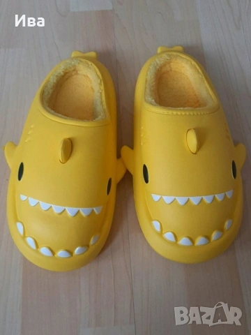 Нови домашни чехли Shark