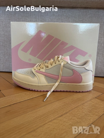 Jordan 1 x Travis Scott Shy Pink Size EUR 41/ UK 7 Brand New With Box 📦 , снимка 3 - Маратонки - 55728487