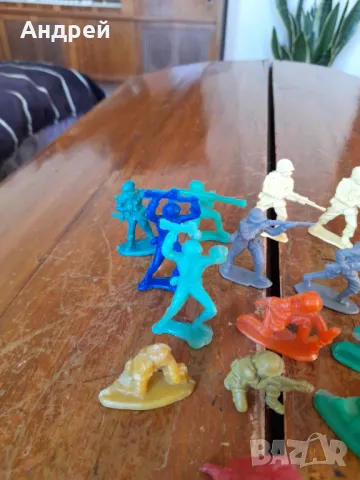 Стари фигурки Войници #12, снимка 2 - Колекции - 49859293