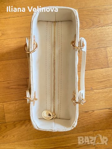 Чанта Dior бежова, снимка 3 - Чанти - 42363529