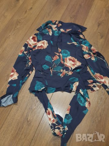 Marciano by Guess топ/риза, снимка 3 - Ризи - 44796271