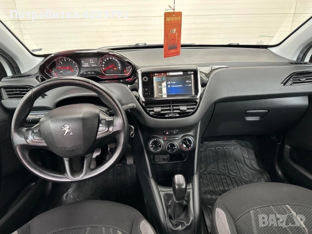 Пежо 208, снимка 6 - Автомобили и джипове - 51994871