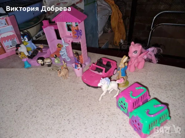 Гардероб за кукли с кукли и аксесоари. , снимка 13 - Кукли - 56061683