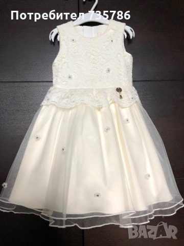Рокля на марката Petite Fleur, снимка 1 - Детски рокли и поли - 30609009