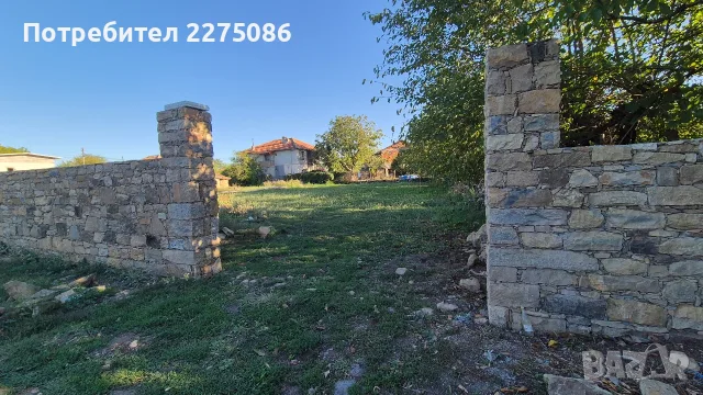 Продавам парцел с нова каменна ограда и 1500кв. с проект за къща 135кв. близо до В.Търново, снимка 7 - Парцели - 55986213