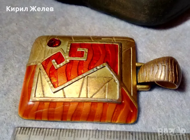 РАЗКОШЕН СТАР ЕМАЙЛИРАН ПОЗЛАТЕН МЕСИНГОВ ВИНТИДЖ АРТ МЕДАЛЬОН с ФАСЕТИРАН ГРАНАТ 60731, снимка 8 - Антикварни и старинни предмети - 48818847