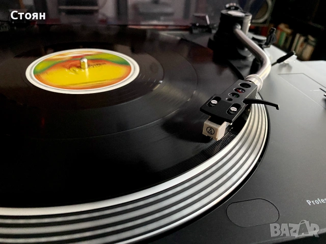 Почти нов грамофон Akai, снимка 6 - Грамофони - 53259615