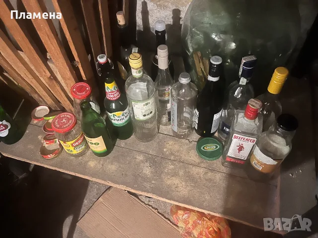 Подарявам бутилки стъкло , снимка 3 - Буркани, бутилки и капачки - 55730596