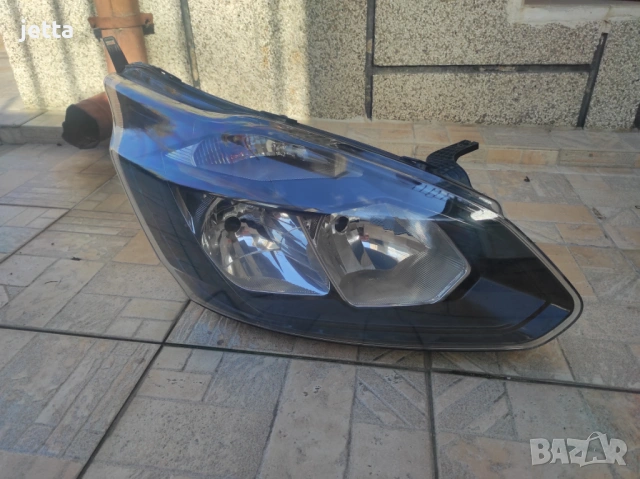 Десен фар за Ford Transit Custom 2012-2018