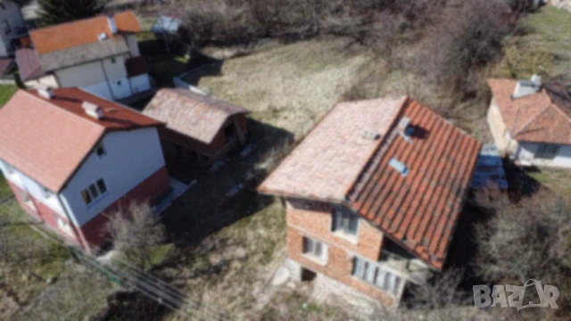 Продавам къща с двор село Горни окол обл.Софийска общ.Самоков , снимка 3 - Къщи - 50898954