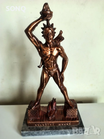 Прекрасна Бронзова Статуетка Колоса От Родос