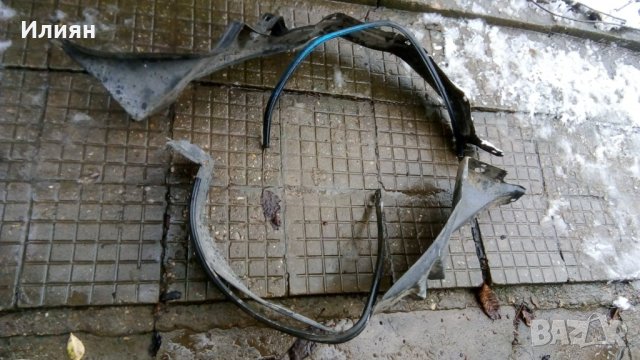 Подкалници за Мерцедес 124, снимка 2 - Части - 31379995