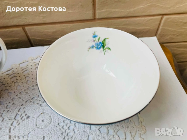 ROYAL ALBERT красив син комплект от захарница и латиера от Англия от костен порцелан, снимка 3 - Антикварни и старинни предмети - 53332268