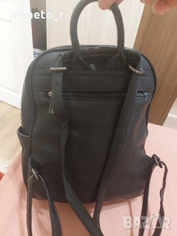 Дамска раница, снимка 4 - Раници - 51609703