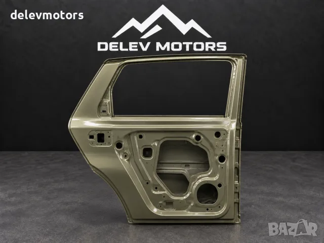821006317R Задна дясна врата необорудвана Dacia Duster III