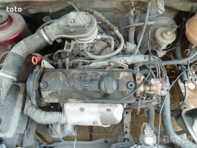 VW Golf 1,6, снимка 3 - Автомобили и джипове - 33717377