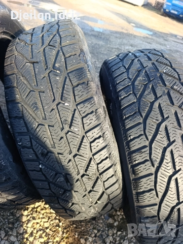 225/65/17 зимни , снимка 2 - Гуми и джанти - 52854626