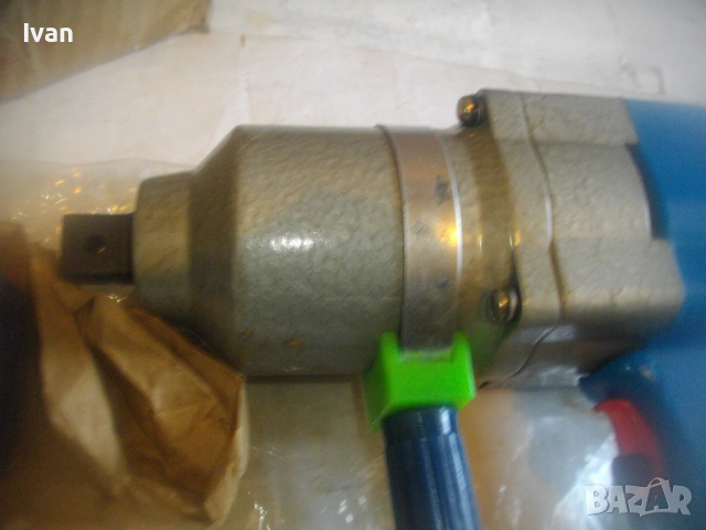 НОВА ИНДУСТРИАЛНА ДЯСНА ГАЙКОНАВИВНА МАШИНА С КВАДРАТ 3/4 ПЪЛЕН КОМПЛЕКТ СТАРО КАЧЕСТВО ПРОФЕСИОНАЛ, снимка 10 - Други инструменти - 54208933