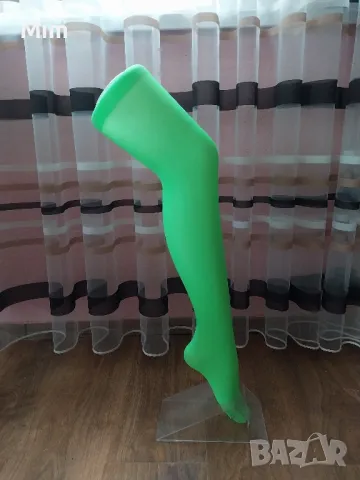 Claire's 40 den Неоново зелени чорапи, снимка 2 - Бельо - 47949334