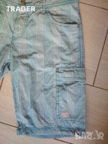 Къси панталони  гащи ESPRIT Rock relaxed fit , размер 30 / L, снимка 2 - Къси панталони - 30088036