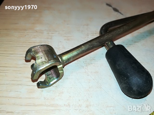 volkswagen-върток/манивела за крик 2708222048, снимка 12 - Аксесоари и консумативи - 37820377