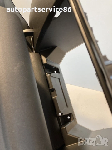 Капак на бардачка черен за Volvo C30 1.6 TDI (2012) 9123249, снимка 2 - Части - 54021331