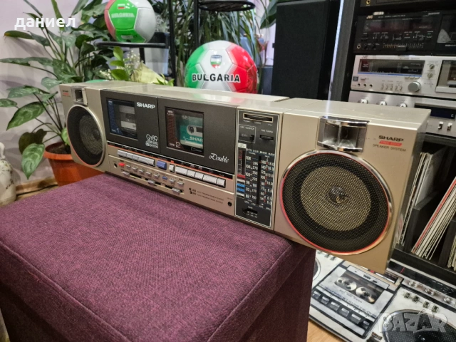 Японски радиокасетофон Sharp QT-89HG с много добър външен вид и отличен технически, снимка 3 - Радиокасетофони, транзистори - 53942833