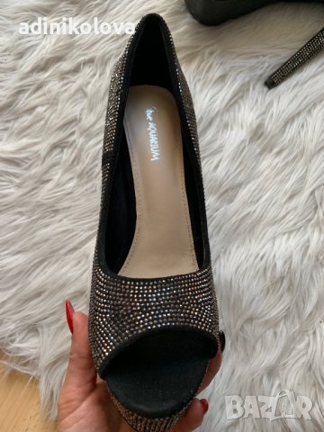 Нови черни блестящи обувки Shoe Aquarium , снимка 3 - Дамски обувки на ток - 42495333