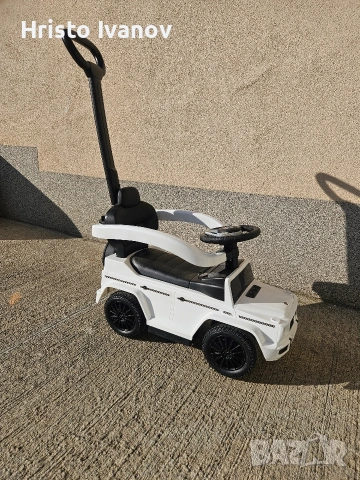 Кола за яздене Мерцедес