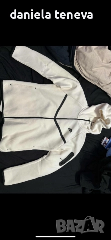 Нова женска горница Найк